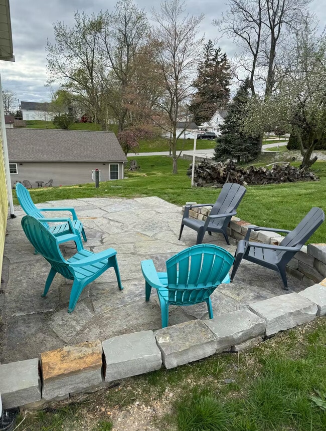 Building Photo - 3920 E Church St