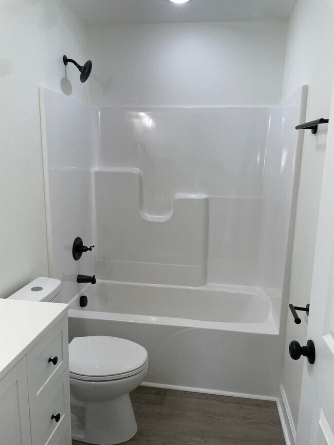 Building Photo - 3 BED, 2 BATH NEWLY CONSTRUCTED HOME