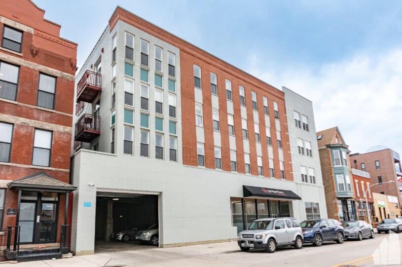 Building Photo - 2356 N Elston Ct