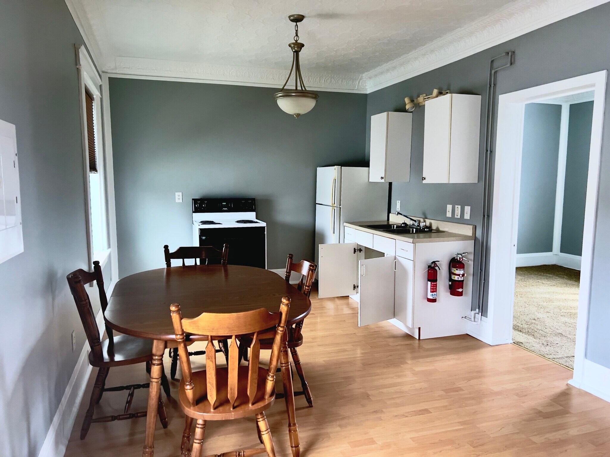 Building Photo - 15 Park Cir