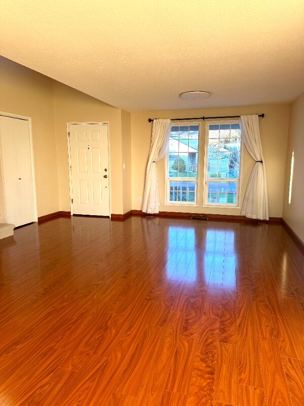 Building Photo - 2501 SE 175th Ave