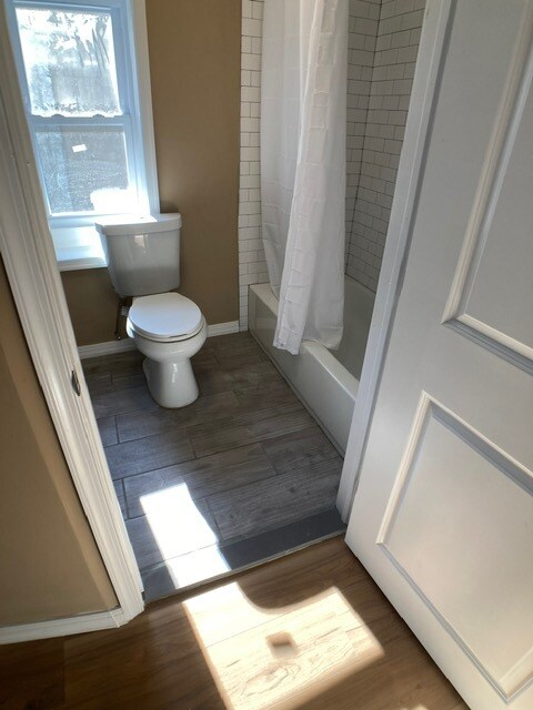 Building Photo - 4523 Parrish St