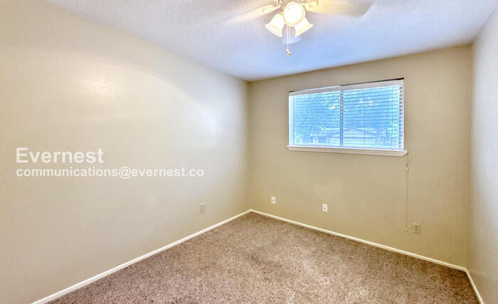 Building Photo - 9503 Martin Wood Ct