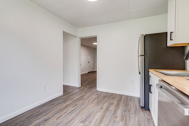 Building Photo - 2059 Fair Ave