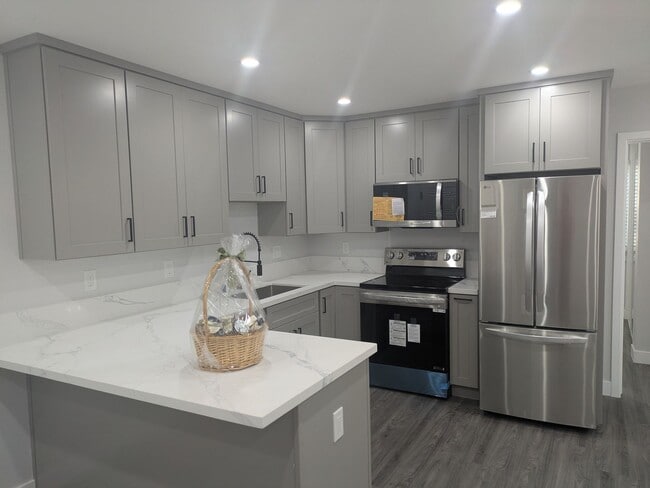 Building Photo - !!!!!!! $1,000 MOVE IN BONUS!!!!! Brand Ne...