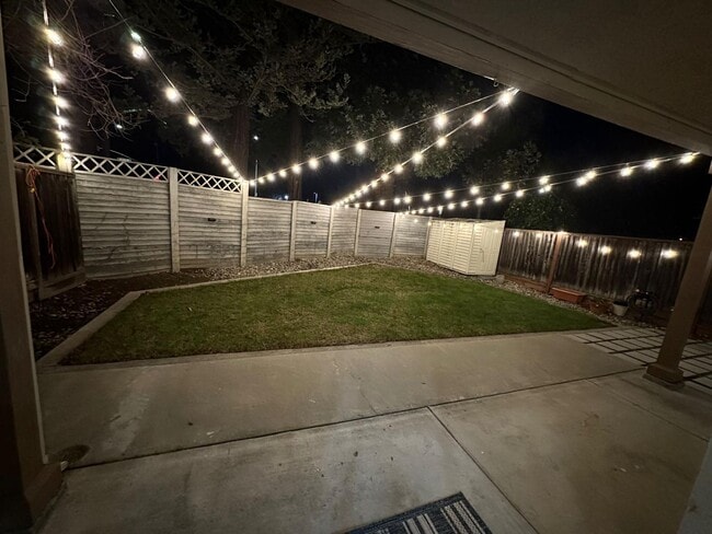 Building Photo - 874 Cherry Glen Cir