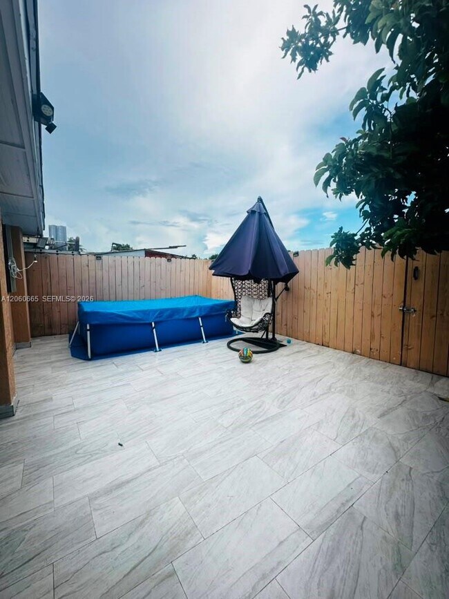 Building Photo - 7097 SW 152nd Pl