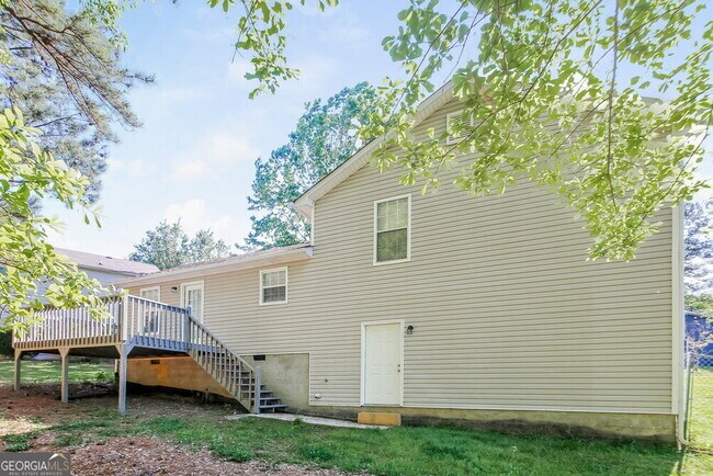 Building Photo - 105 Salem Pl