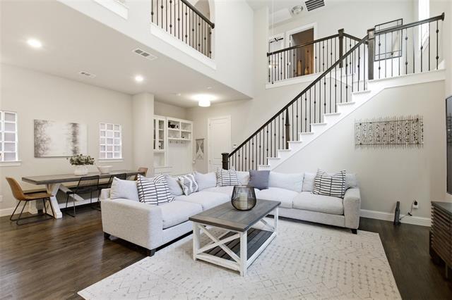 Building Photo - 7400 Van Tuyl Pkwy