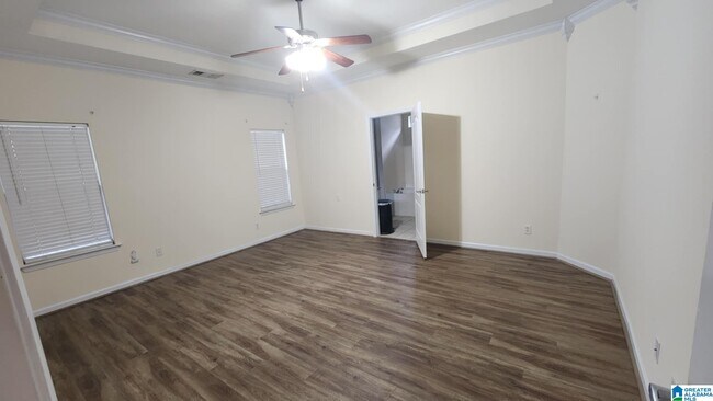 Building Photo - 299 High Ridge Dr