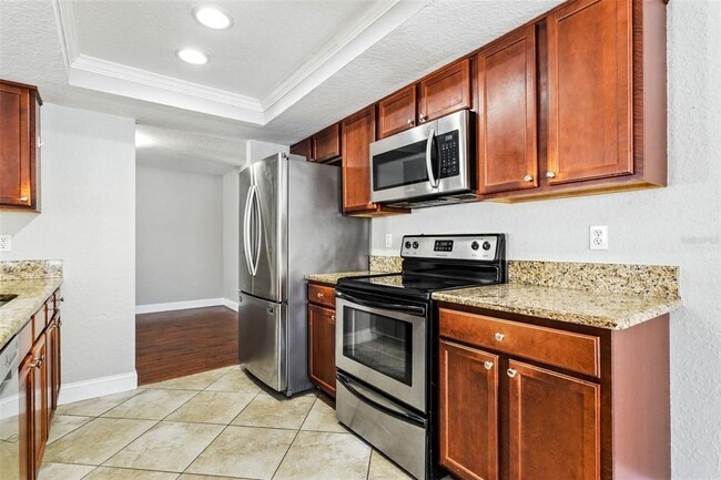 Building Photo - 8005 Pepperidge Ln