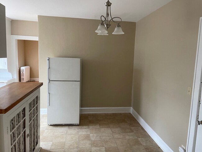 Eat In Kitchen Area - 1336 Grand Ave