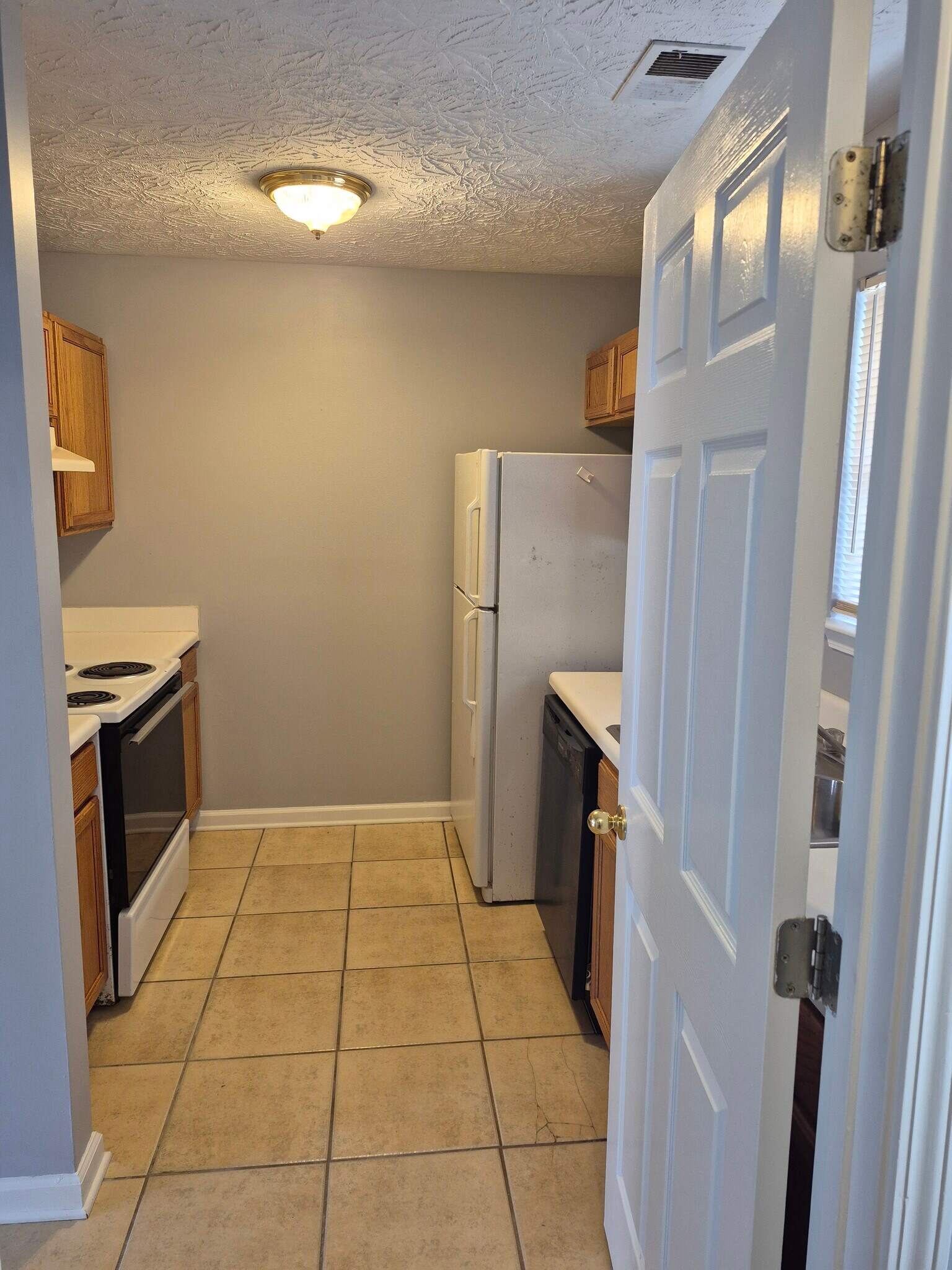 Building Photo - 79 Point Place Dr