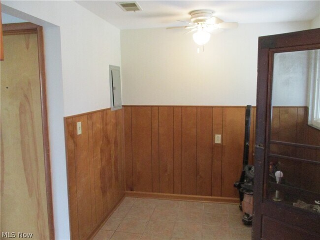 Building Photo - 2940 6th St