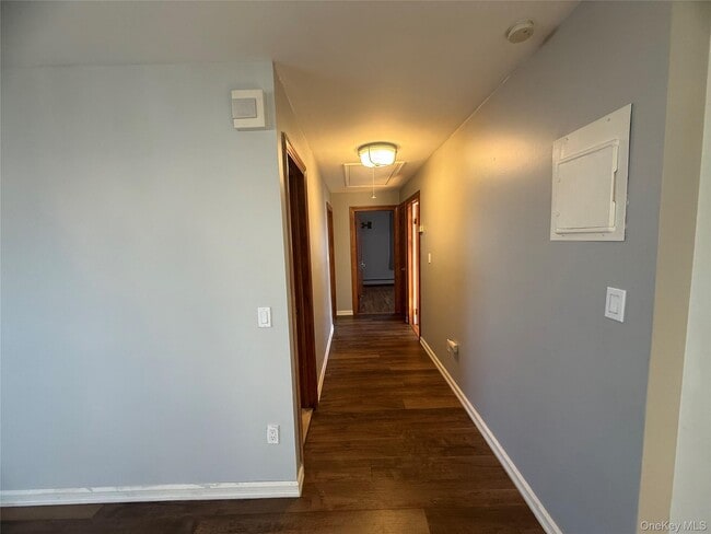 Building Photo - 630 Ingraham Ln