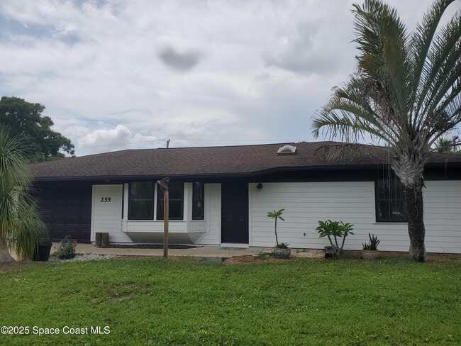 Primary Photo - 255 8th Ct