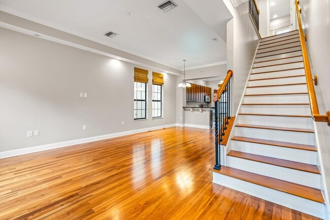 Building Photo - 2228 Soho Bay Ct