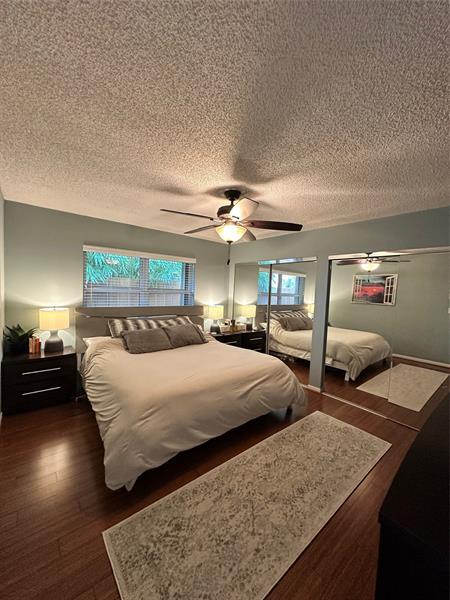 Building Photo - 615 SW 16th Ct