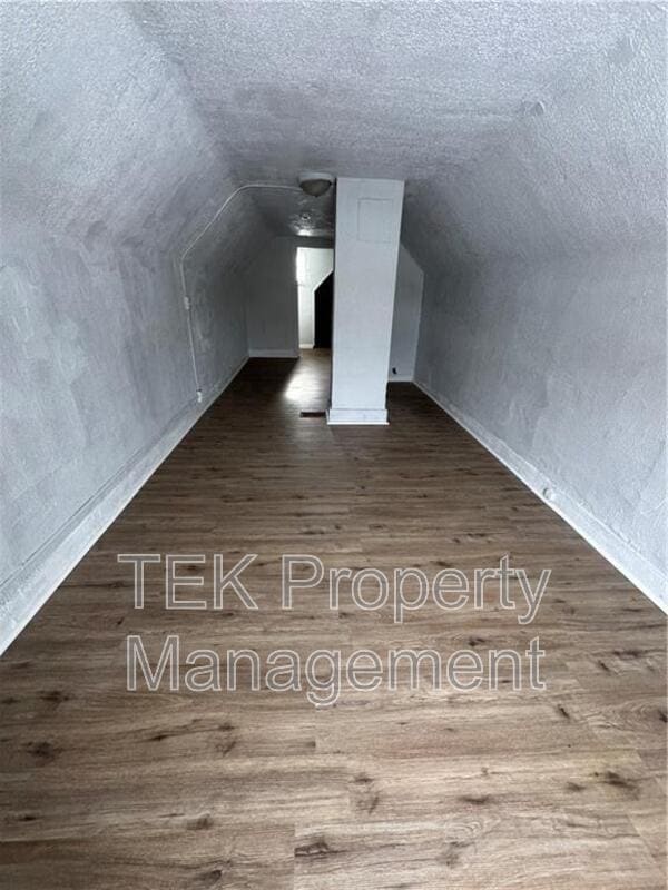 Building Photo - 5 Laser St