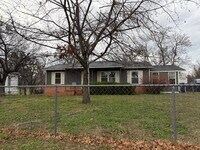 Building Photo - 209 W Frontier St