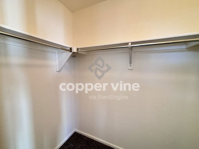 Building Photo - 2538 E 127th Ct