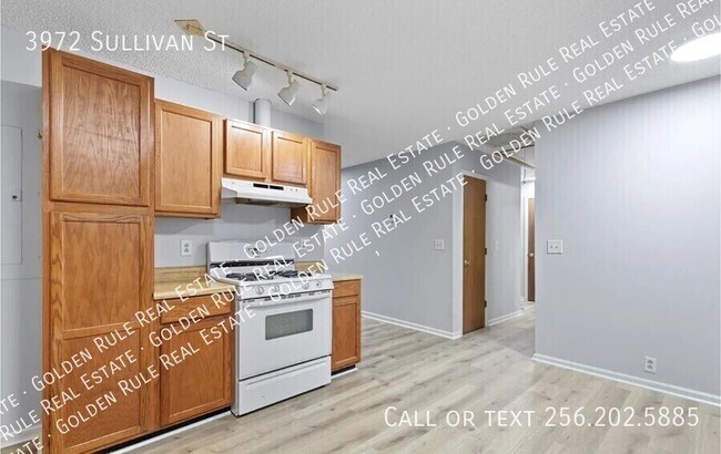 Building Photo - 3972 Sullivan St