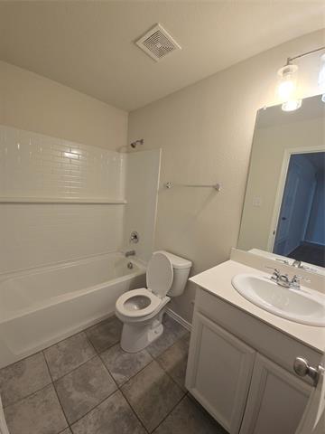 Building Photo - 1431 Lumberton Dr
