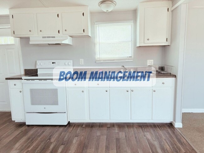 Building Photo - 176 Brookston Rd