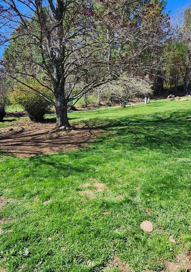 Building Photo - 300 Webbs Mill Rd N