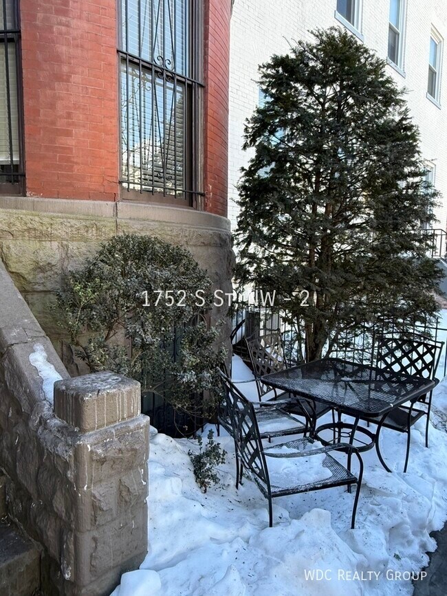 Building Photo - 1752 S St NW