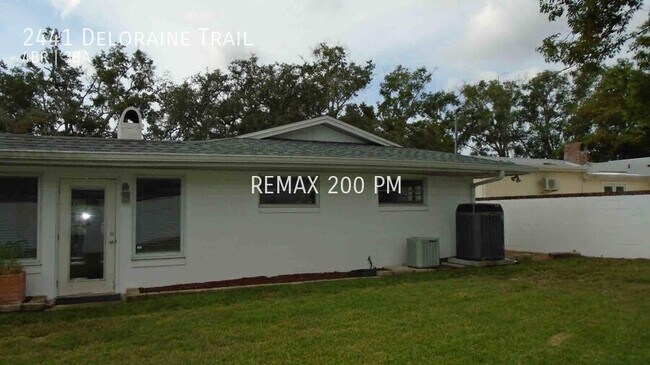 Building Photo - 2441 Deloraine Trail