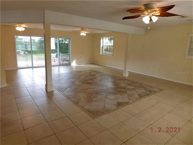 Building Photo - Charming 3-Bedroom Home with Modern Upgrades and Bay Views