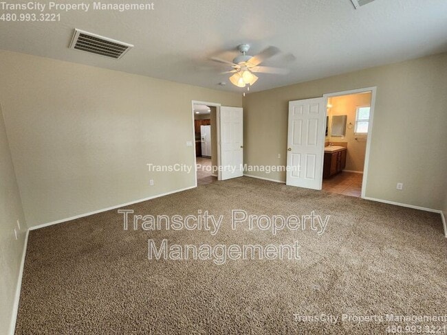 Building Photo - 4189 S Rim Rd