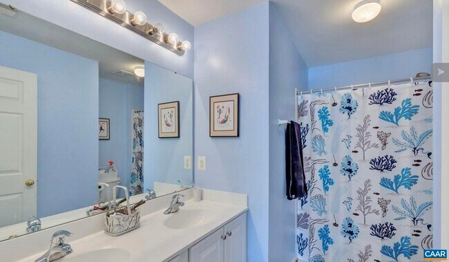 Building Photo - 5920 Nicolet Ct