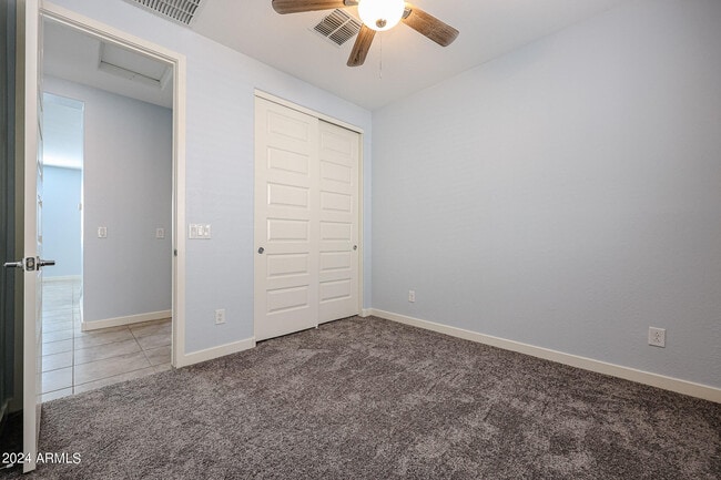 Building Photo - 16382 W Questa Dr