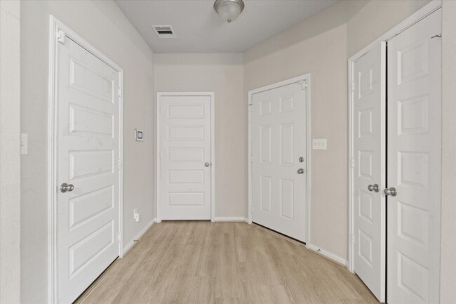 Building Photo - 5308 CJ Walker Ln