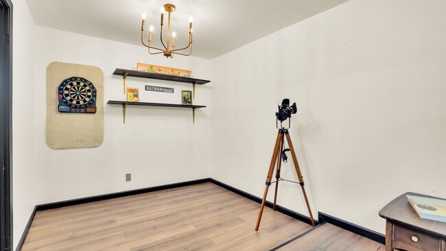 Building Photo - Fully furnished Airbnb with a pool