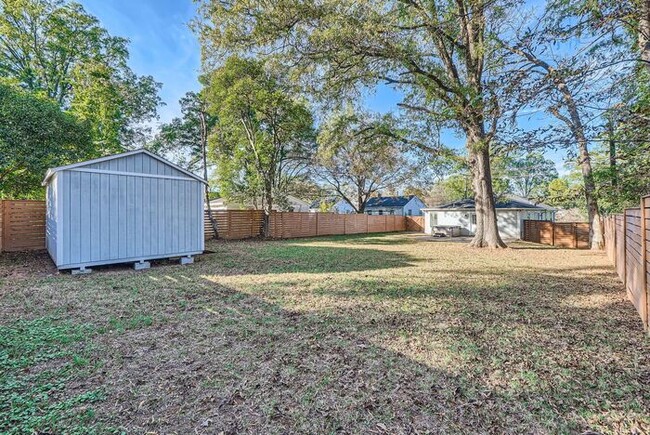 Building Photo - Beautifully Upgraded 3BD/2BA NoDA Bungalow...