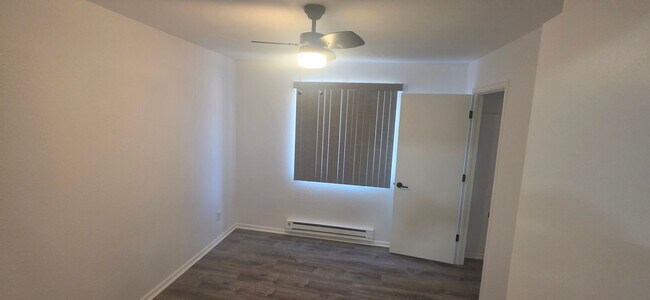 Building Photo - 1705 Oakshire Ln