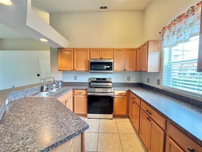 Building Photo - 4741 Mandolin Loop