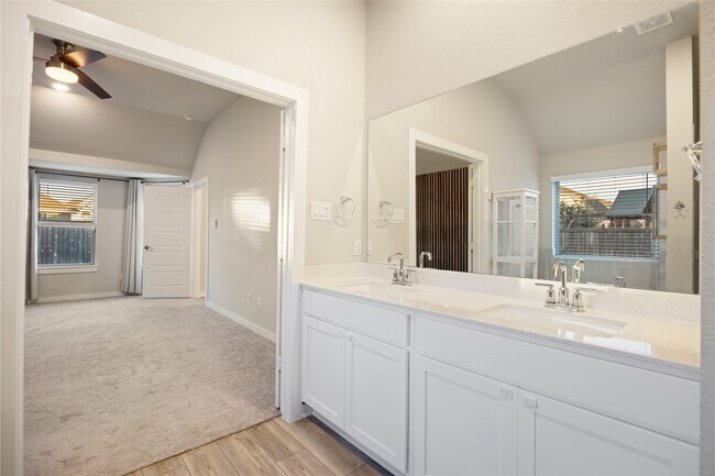 Building Photo - 19003 Yellowstone Landing Ct