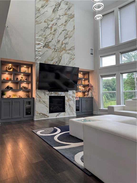 Building Photo - 4360 Serenity Lk Dr