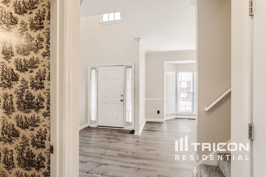 Building Photo - 2760 Springrock Hill Trail