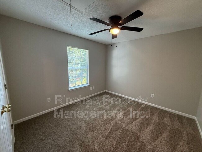 Building Photo - 1770 Baylor Dr