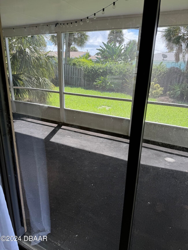 Building Photo - 12 Ocean Crest Dr