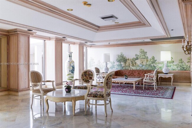 Building Photo - 6039 Collins Ave