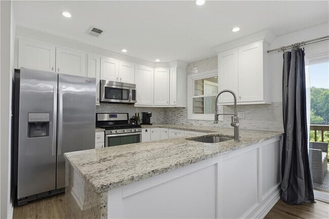 Building Photo - 279 Quail Run