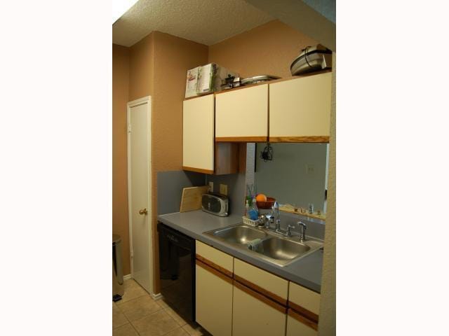 Building Photo - 2804 Rio Grande St