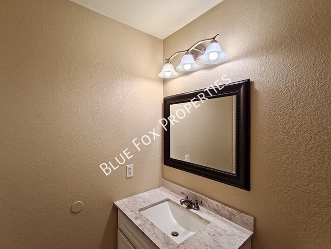 Building Photo - 3754 E White River Dr