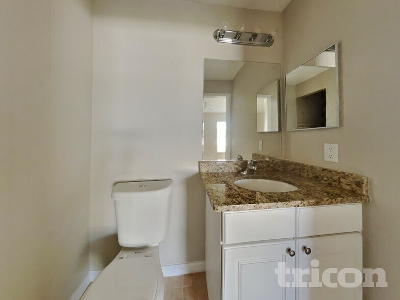 Building Photo - 12572 Buffing Rd